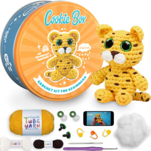 Cookie Box Crochet Kit for Beginners – Leopard Leo